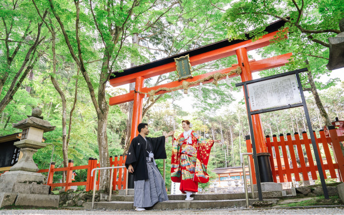 Shrine Cherished by Murasaki Shikibu